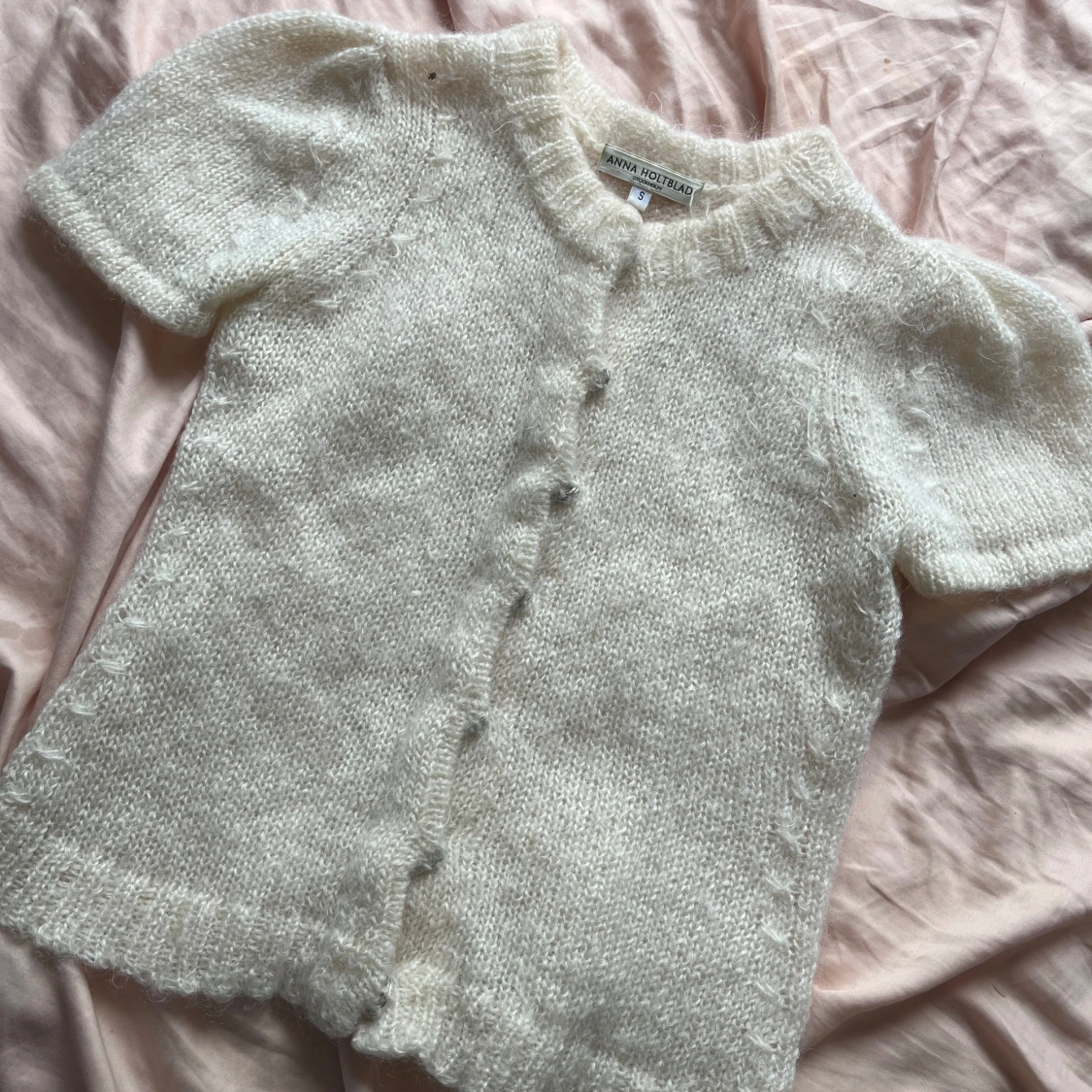 Vit stickad kofta från Anna Holtblad