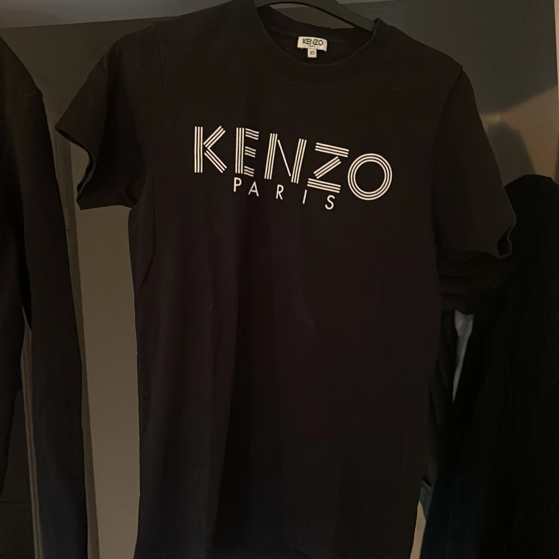 Svart Kenzo t-shirt med logga