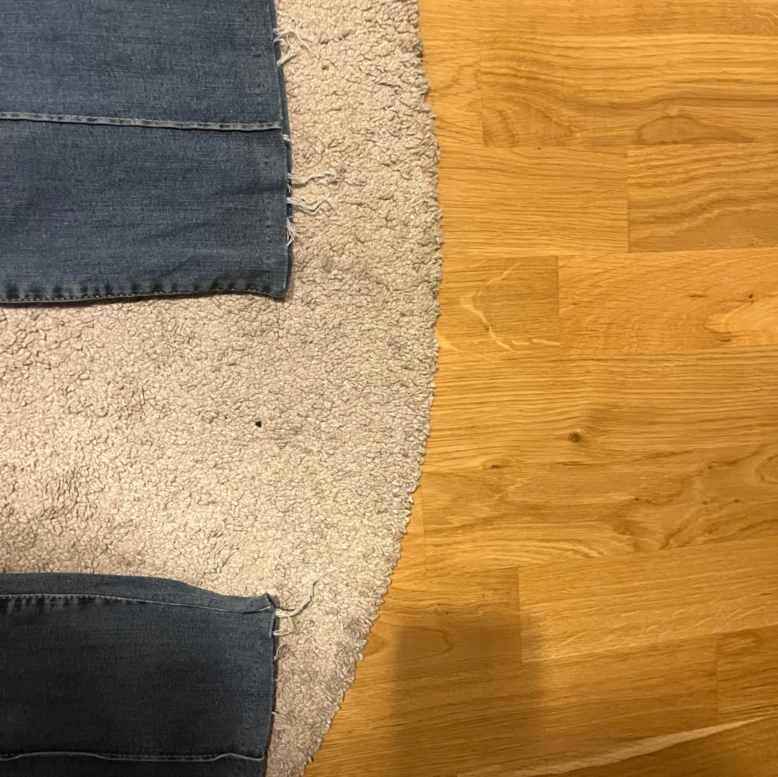 Blå bootcut jeans från Nelly - 3
