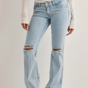Nelly jeans - Jätte snygga och trendiga jeans❤️‍🔥
