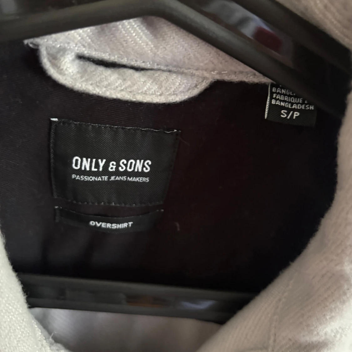 Grå overshirt från Only & Sons - 2