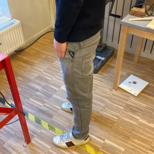 Replay anbass - Feta jeans som passar till allting! Skick 10/10 | Strolek W30 L30, Modell: Anbass Hyperflex 