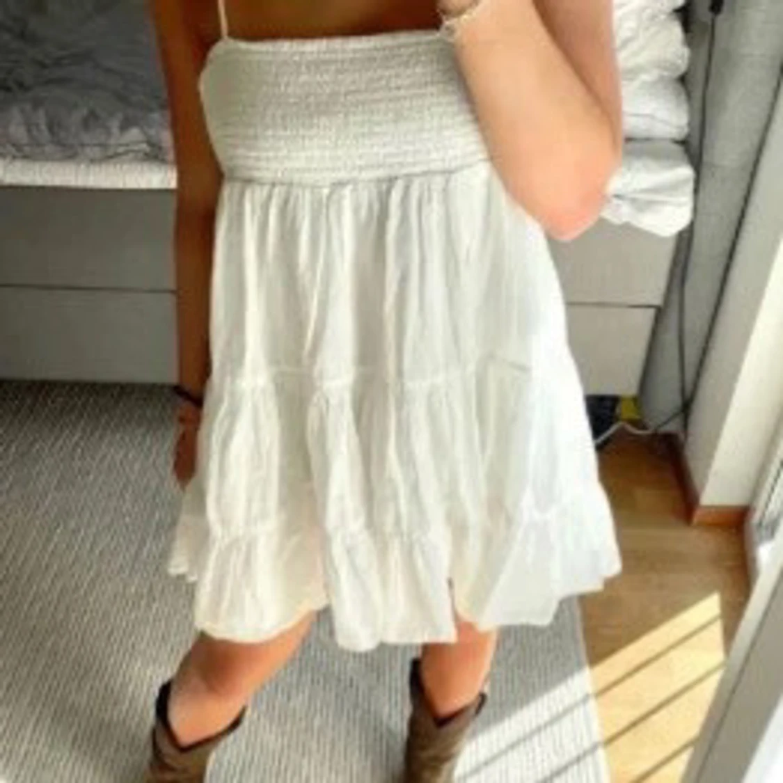 Vit sommarklänning - 1