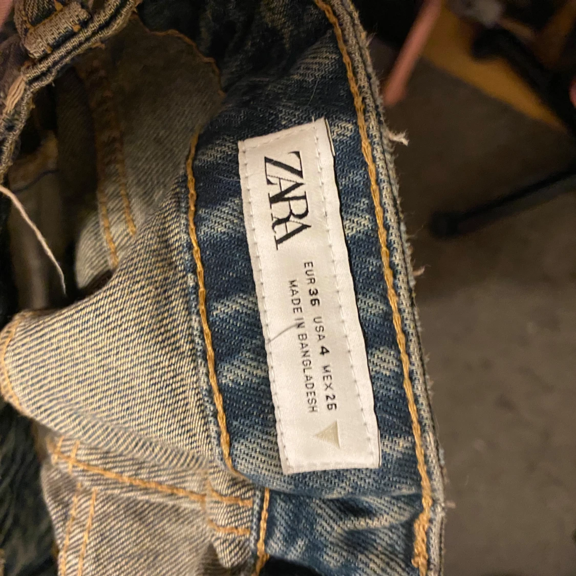 Zara straight leg low Waist - 2