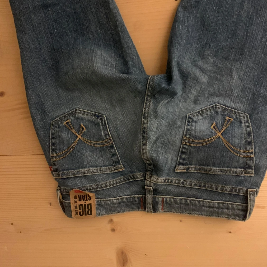 Blå bootcut jeans från Big Star - 90