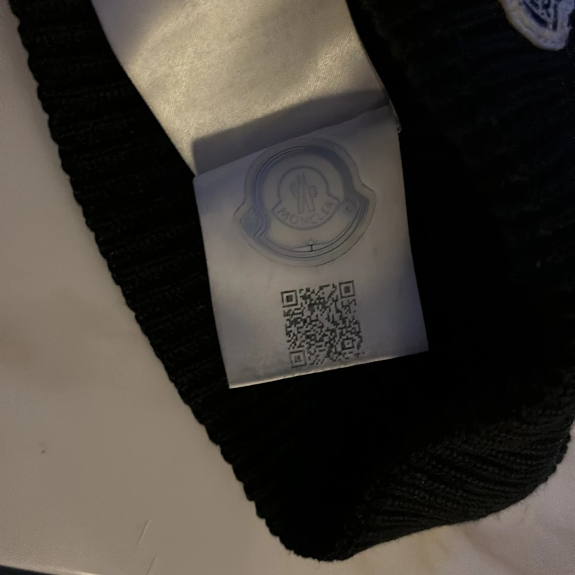 Svart ribbad mössa från Moncler - 91