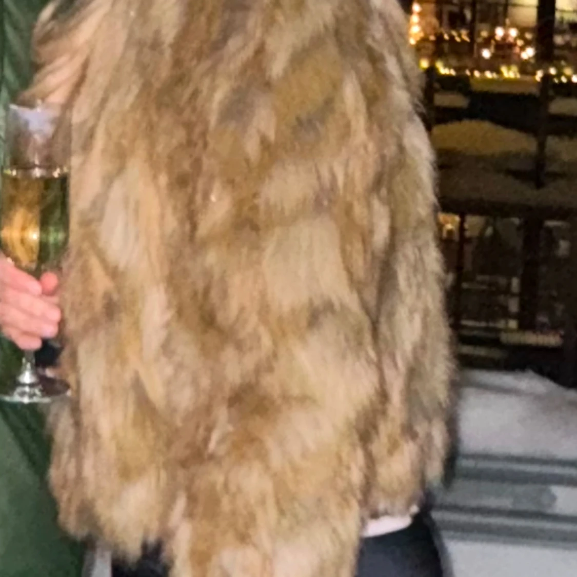 Brun pälsjacka - 90