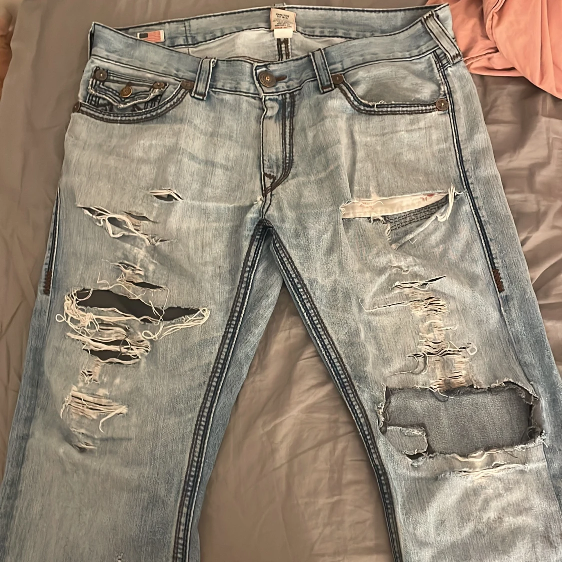 Ljusa slitna true religion - 90