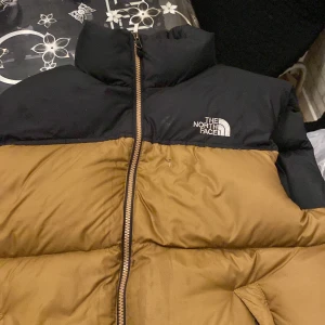 The NORTH FACE PUFFER VÄST  - The north face puffer väst mörk grå väst  