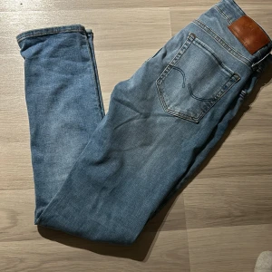 Helt nya Jack and Jones jeans!  - Storlek w27 L30 har bara testat dom original pris 899kr