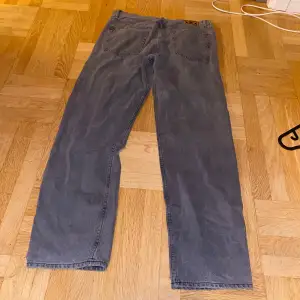 Snygga sweet jeans 😜 storlek 30 🙏🏻 knappt använda 