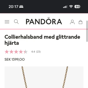 Pandora necklace  - Pandora halsband ”Collierhalsband med glittrande hjärta” - nypris 1399kr.  Oanvänd och är därmed i nyskick! (Kommer ej med box)