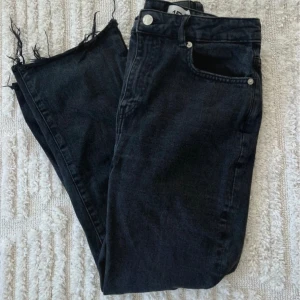Jeans - Jeans från Lager 157, storlek 34 men skulle säga att de passar 36 med. 