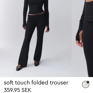 Svarta yoga pants💕 - Säljer mina yoga pants då de är lite för små, helt nyköpta💕