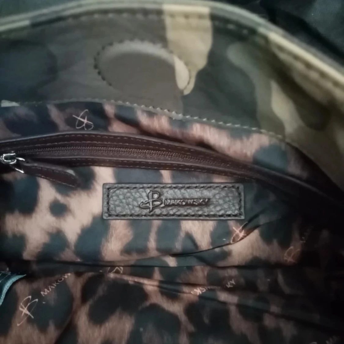 Camouflageväska från B. Makowsky - 91