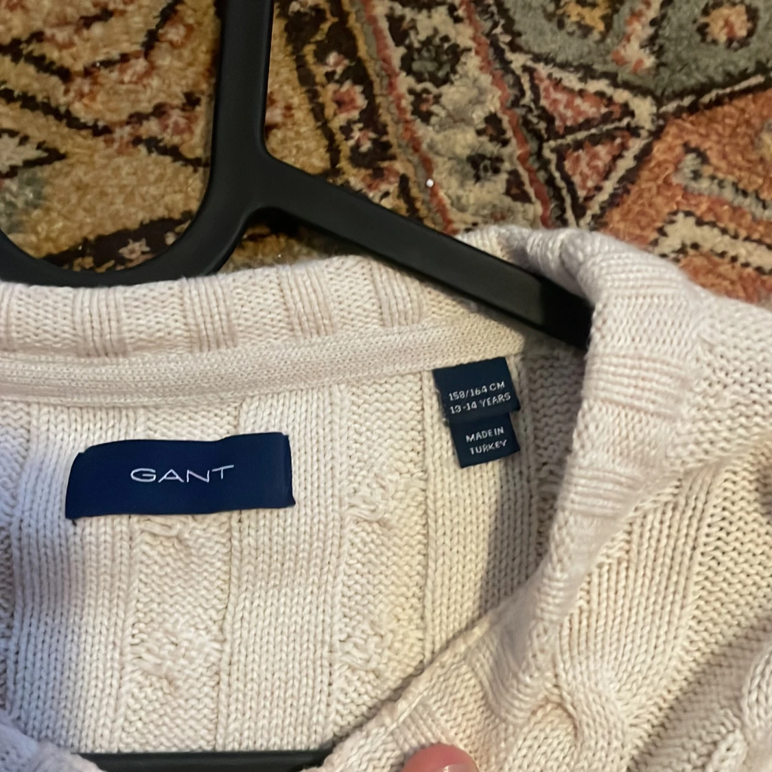 Vit stickad tröja från Gant - 92