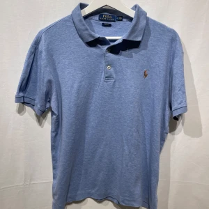 Ralph Lauren pike  - Väldigt snygg pike från Ralph Lauren i storlek S. Modellen är 180cm