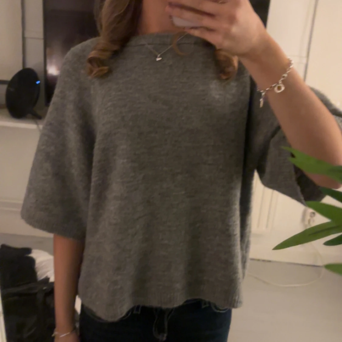 Grå stickad tröja - 90