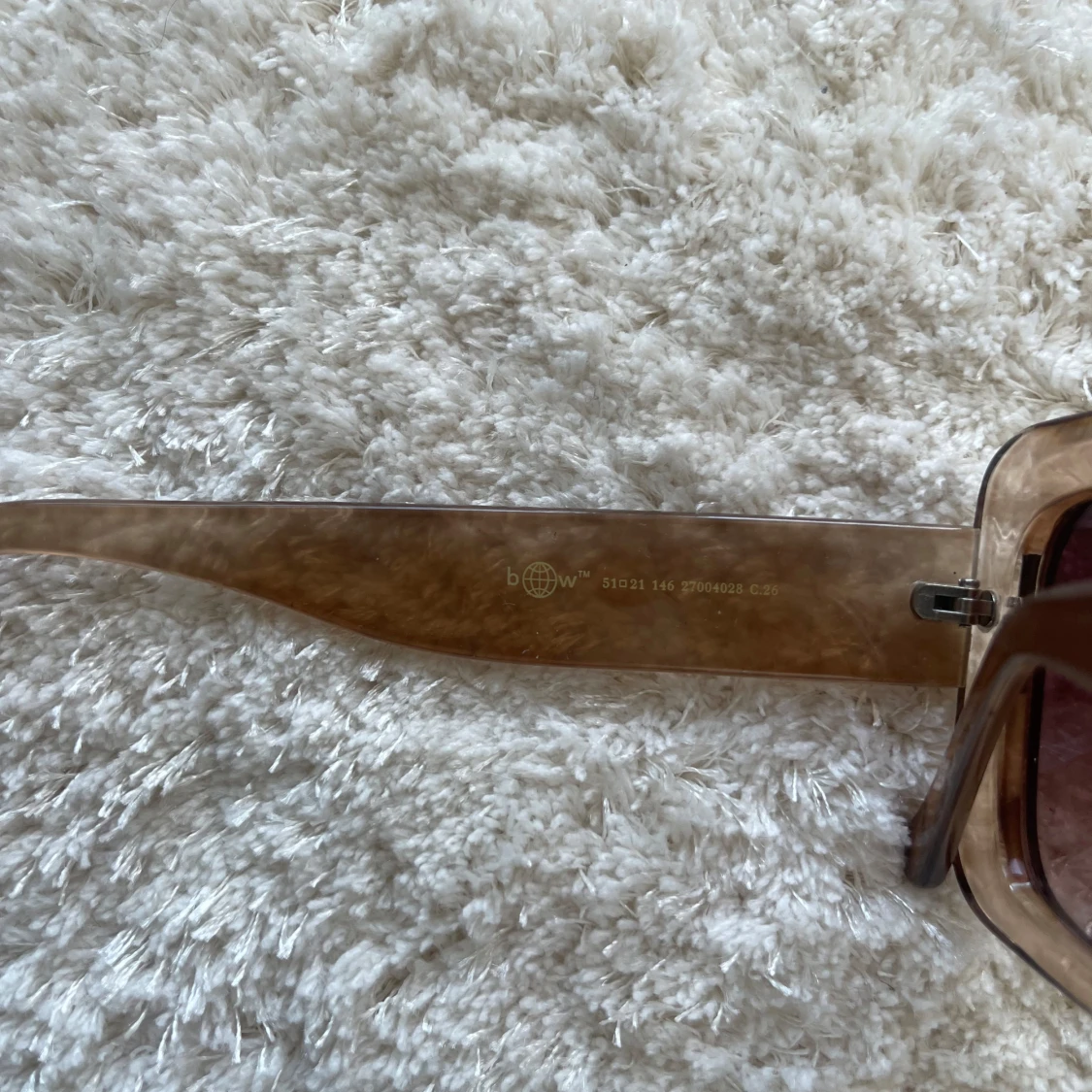 Solglasögon från Mango - 2