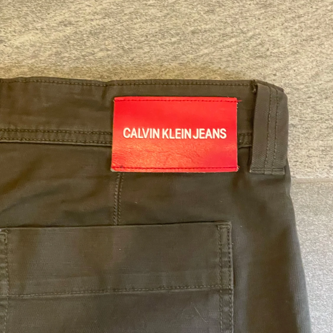 Svarta byxor från Calvin Klein Jeans - 2