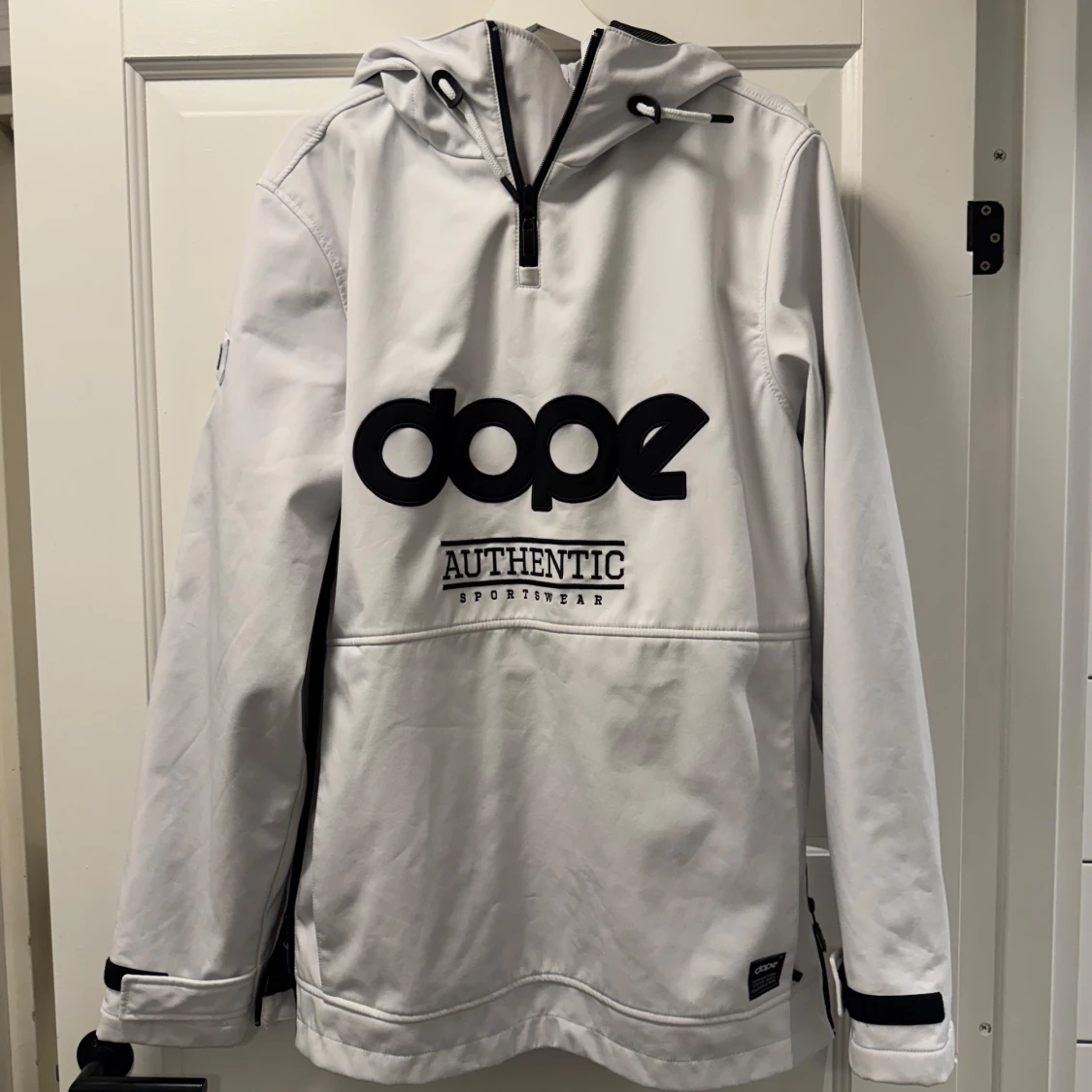 Vit jacka från Dope