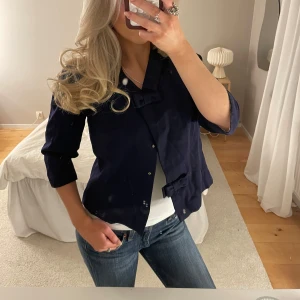 Trekvartsärmad jacka  - Så fin blazer / kappa med trekvartsärm!!