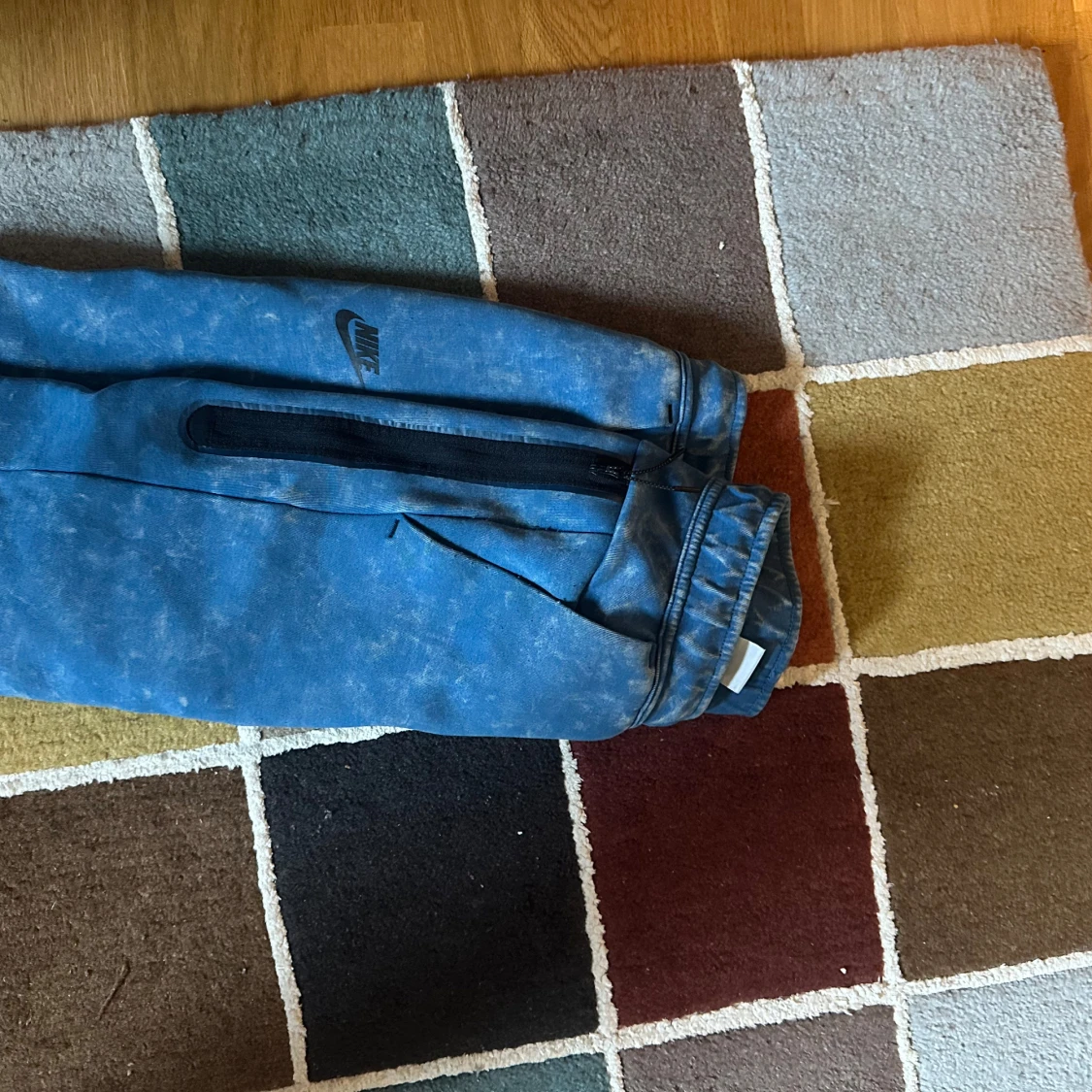 Blå shorts från Nike tech fleece - 1