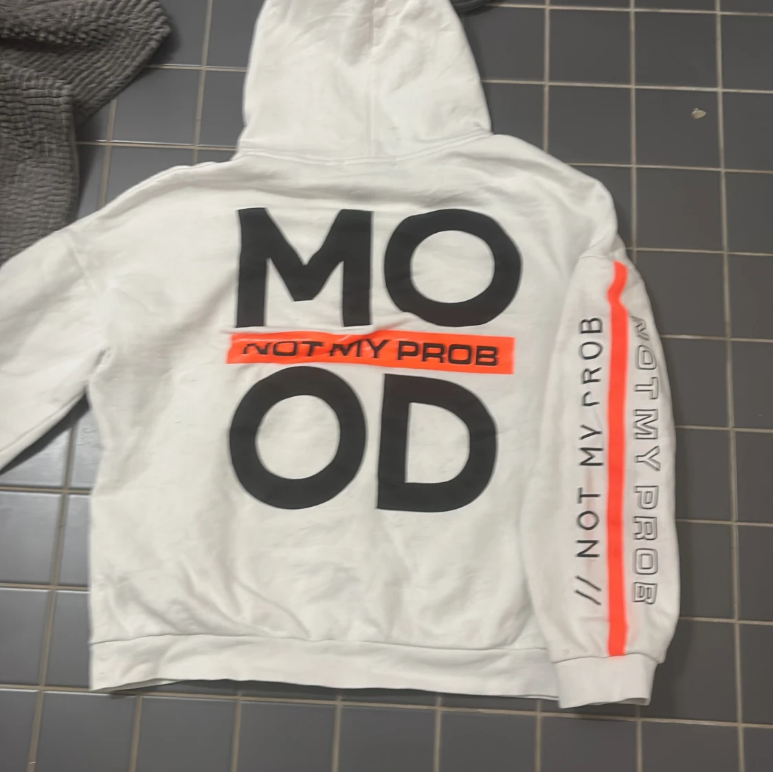 Vit hoodie från FB Sister - 4