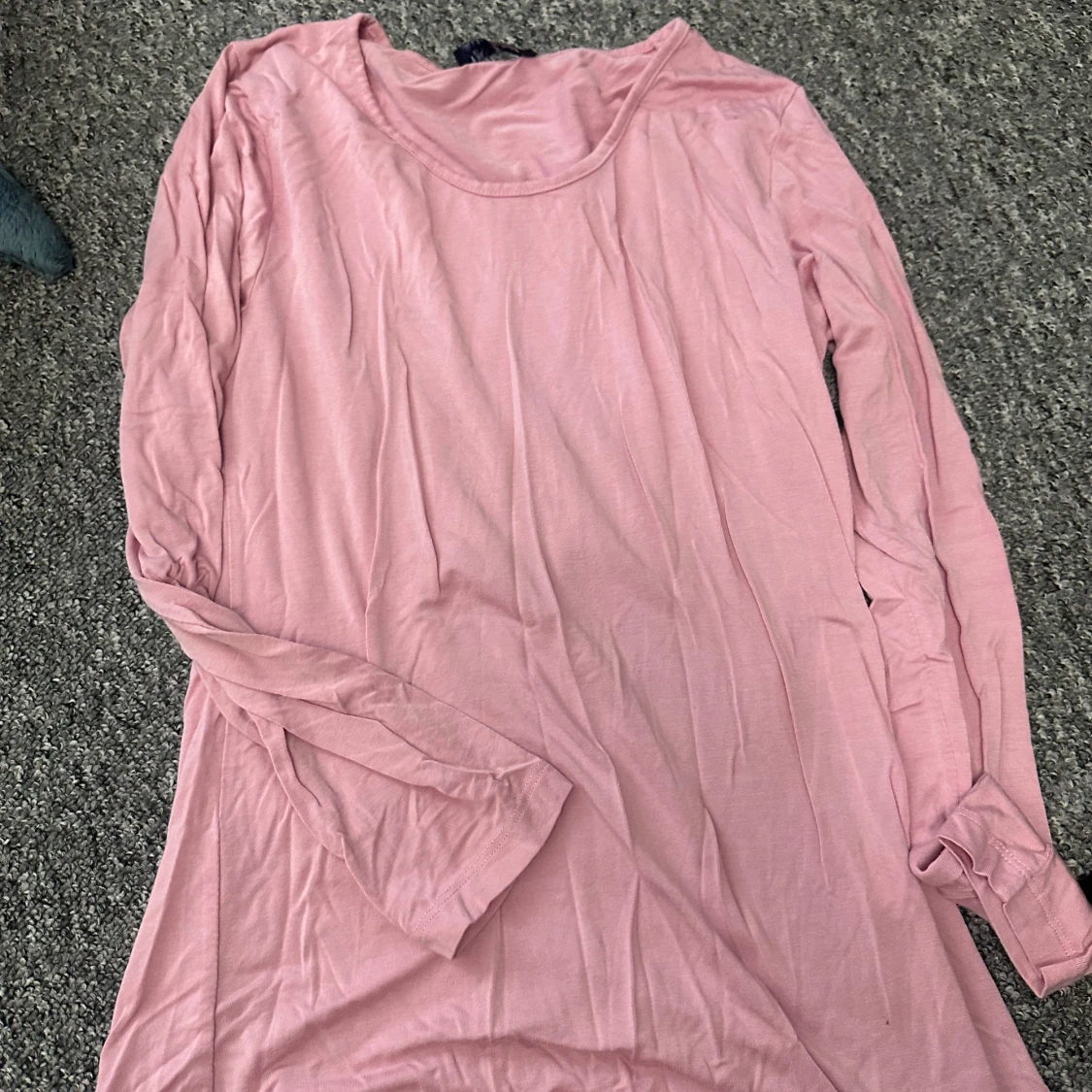 Rosa långärmad tröja från Miss Loren