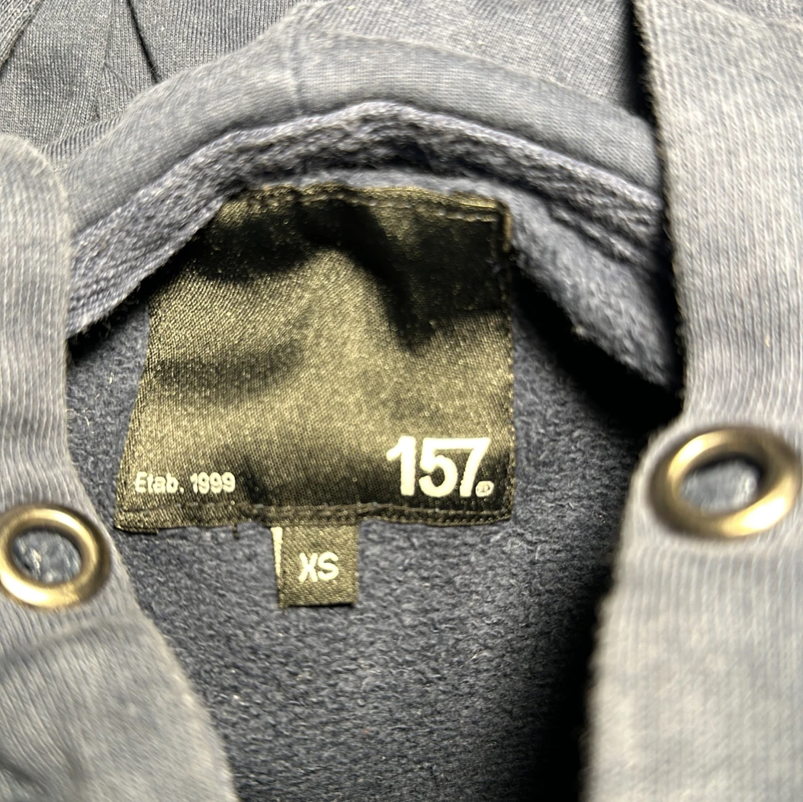 Mörkblå zipup från 157 - 90