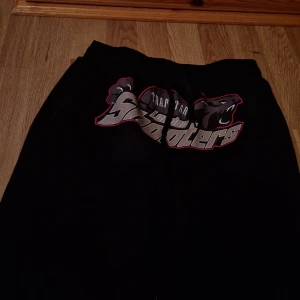 Trapstar byxor - Säljer dehär Trapstar byxor