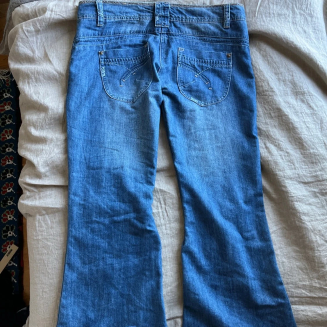Snygga lågmidjade jeans  - 92