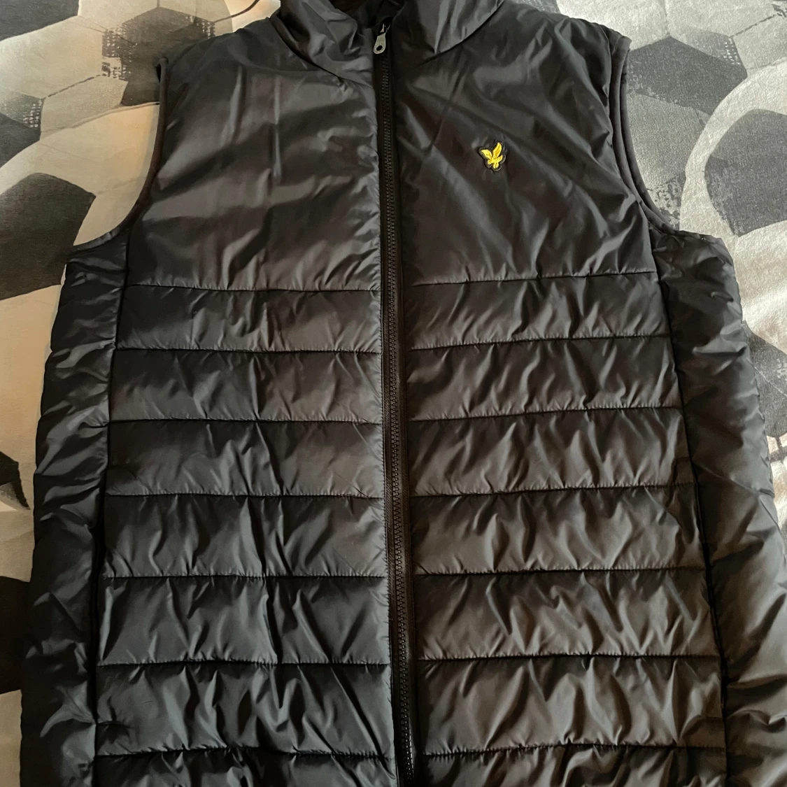 Lyle & Scott väst 