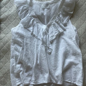 Söt topp - Jättesöt topp från neonoir, aldrig använd!🩷