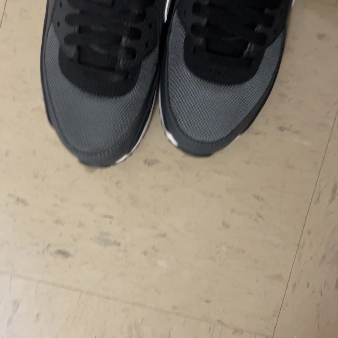 Nike Air Max i svart och grå - 90