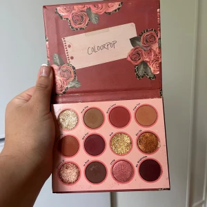 Colourpop Whatever palette - Så himla fin men används aldrig längre🧡