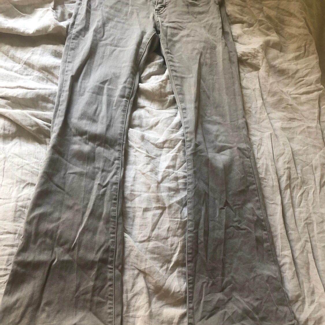 Grå byxor - 90