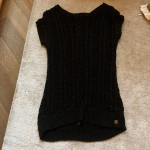 Tröja/klänning - Superfin som man kan ha antingen me shorts eller som en kort klänning