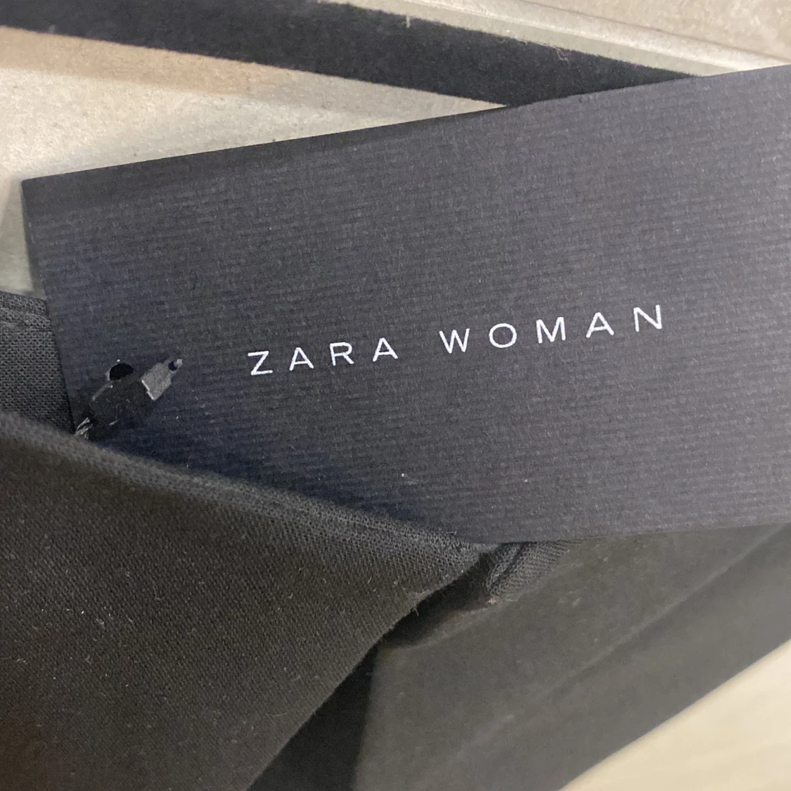 En svart klänning  - 93