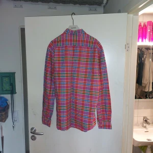 Morris Skjorta. - Morris Skjorta,  knappt använd,  storlek XL i mycket bra skick,.pris 200kr 