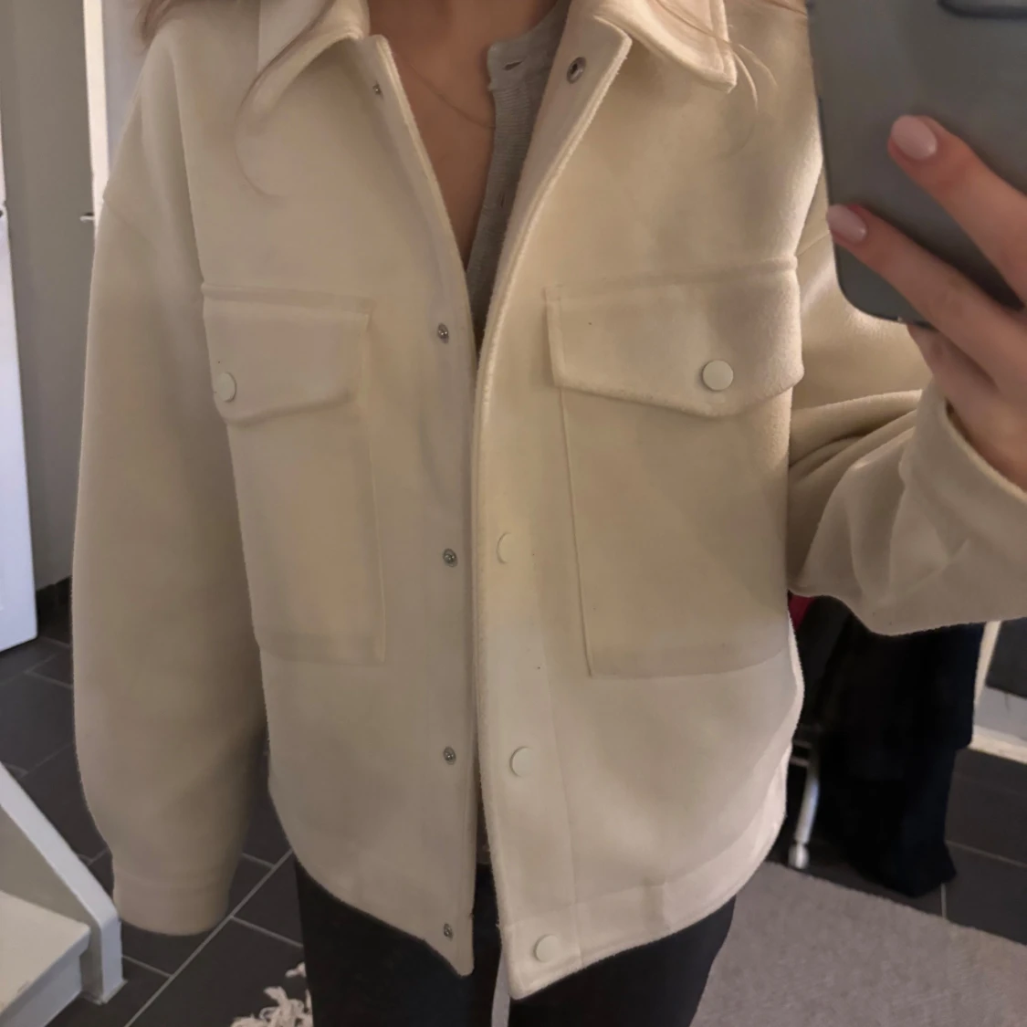 Beige jacka från Vero Moda