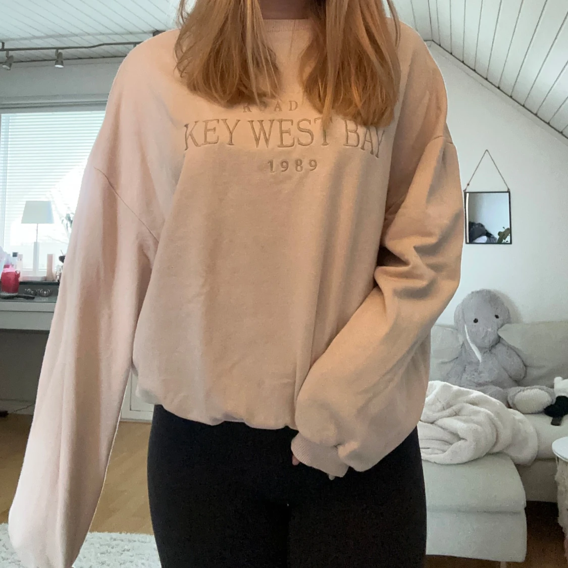 Beige sweatshirt med tryck - 1