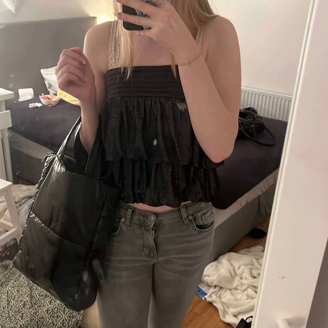 Svart quiltad axelväska - 92