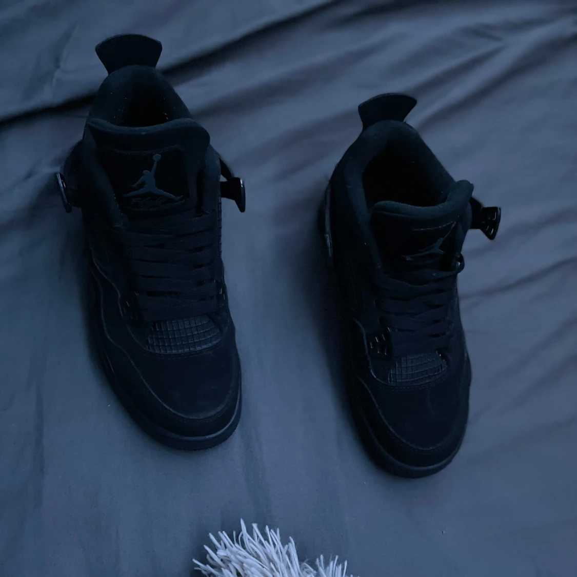 Black cat Jordan 4 - 93