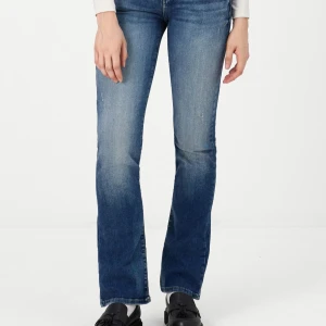 Ltb jeans - Säljer dessa då jag beställde i fel storlek men glömde lämna tillbaka i tid!… jättefina men för stora för mig, dom är storlek 29:30!🫶🏻skriv för fler bilder bara🙌🏻nypris 929kr