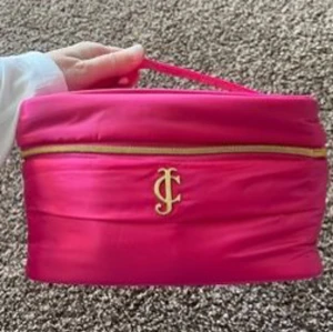 Vintage necessär från Juicy Couture - Vintage Juicy couture necessär.