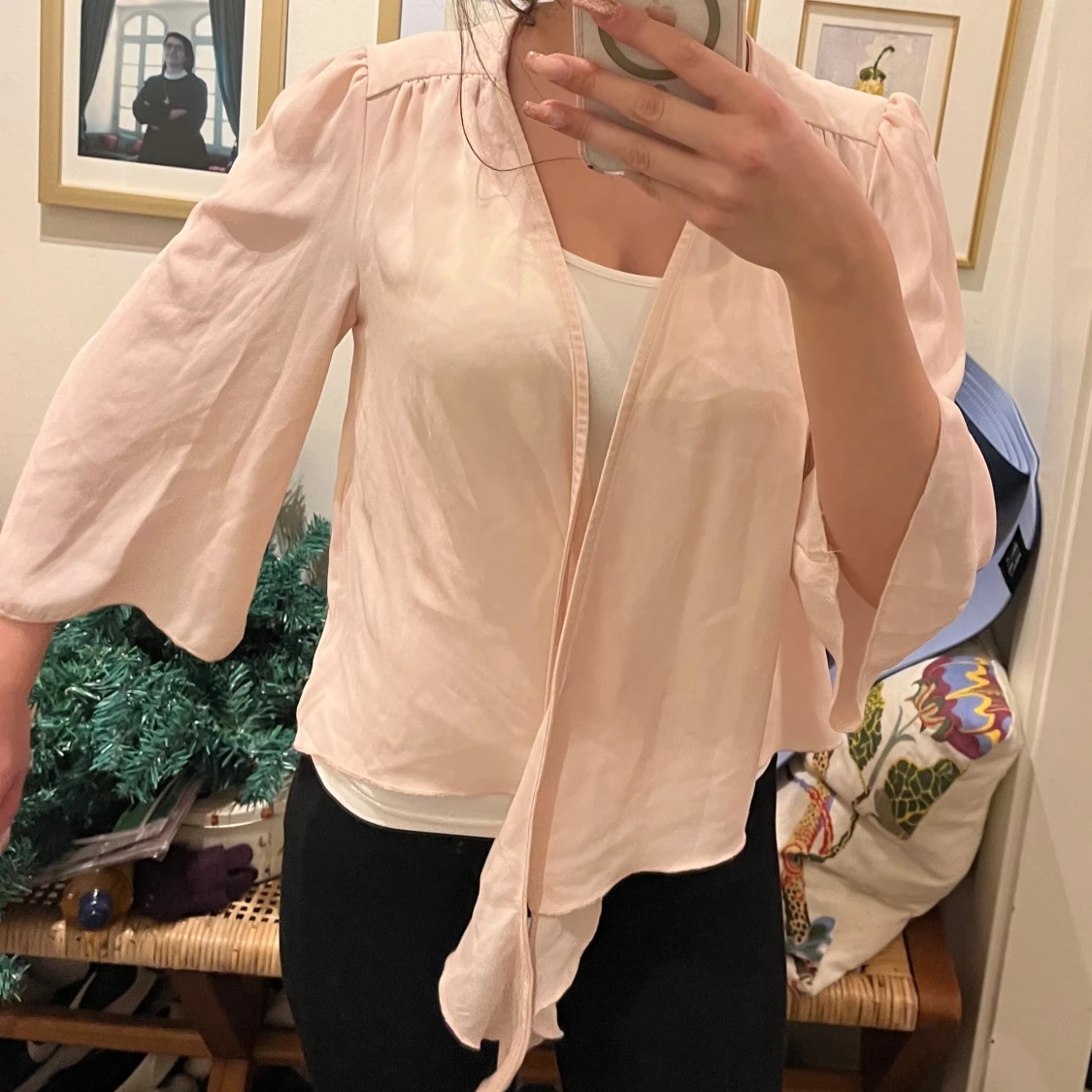 söt volangblus  - 90