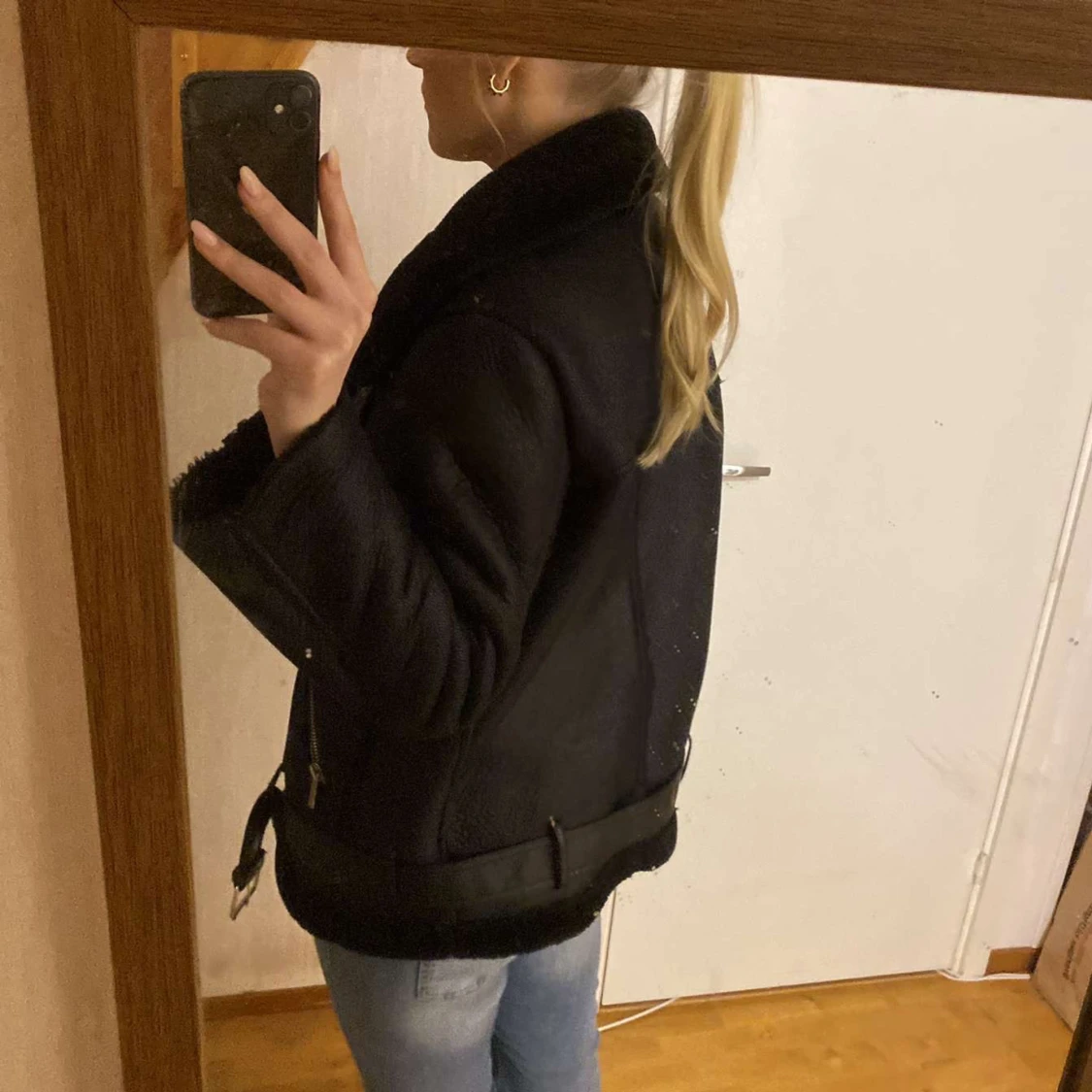 Svart jacka från Zara - 90