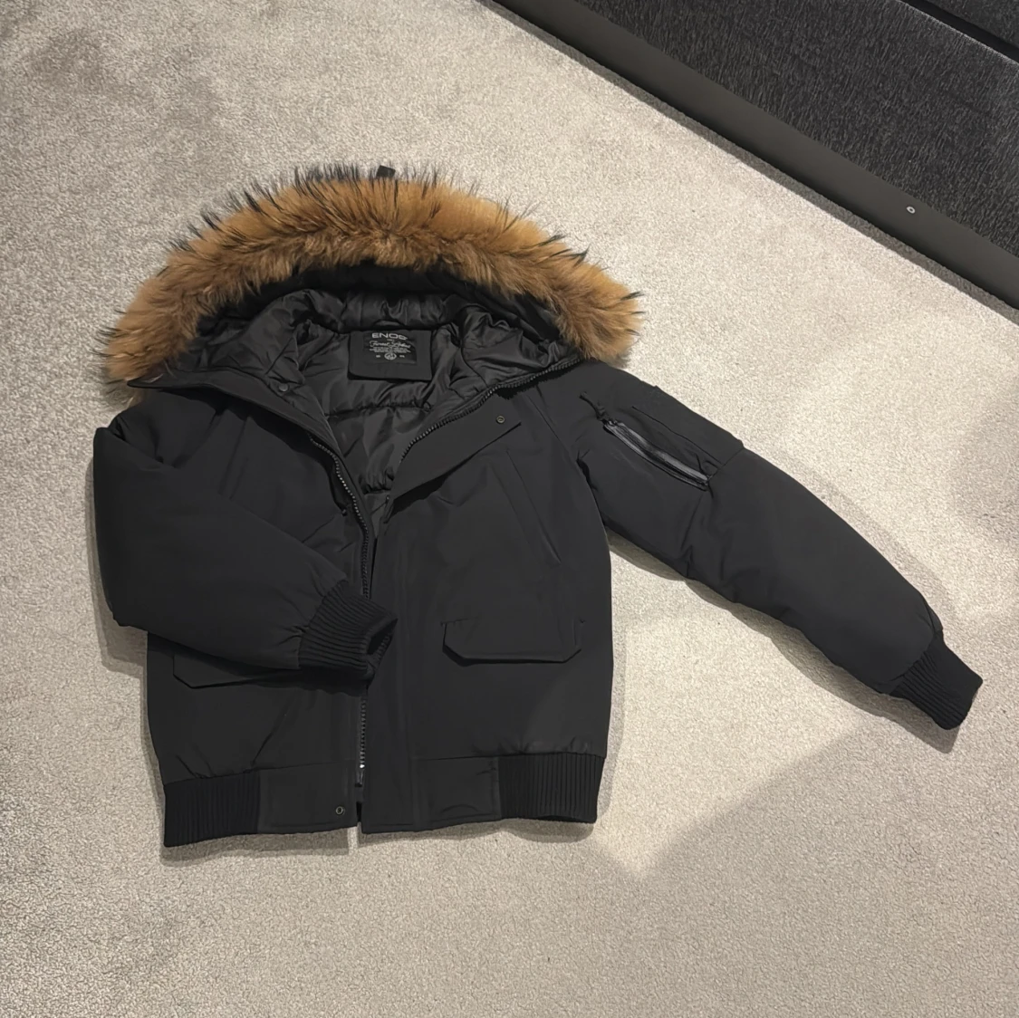 Enos jacka med päls(äkta)