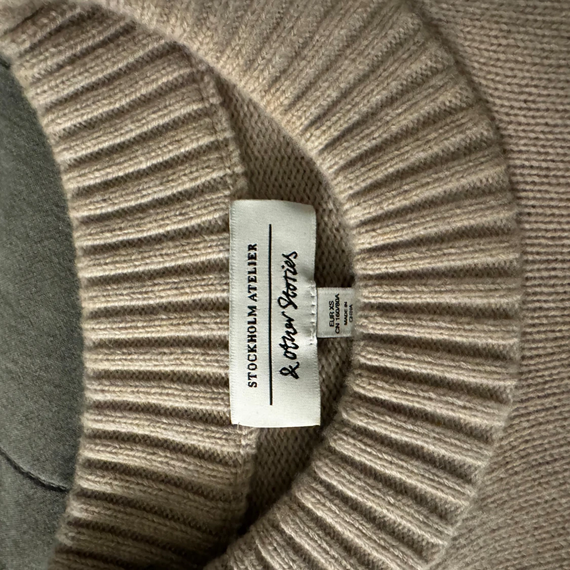 Stickad tröja - 90